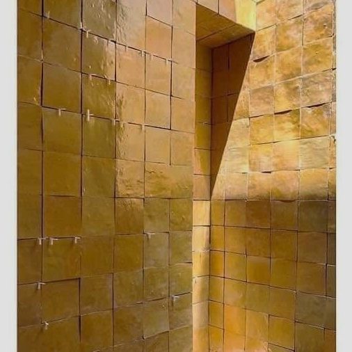 Artisan Mosaïste d'Art pour la pose des zelliges-écailles de poissons-zelliges trapèzes-zelliges en bâtonnet-zelliges carré sur tout supports a Paris et Ile -de-France-Devis et déplacements gratuits sur demande